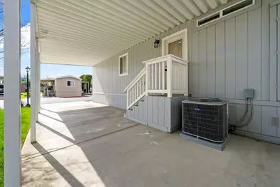 Village Circle, Sacramento, CA 95838 - Photo 24