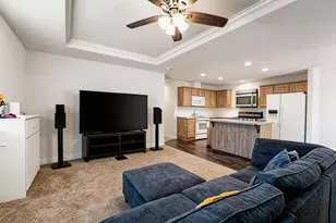 Village Circle, Sacramento, CA 95838 - Photo 12