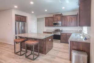 5025 Whirlabout St, Roseville, CA 95747 - Photo 14