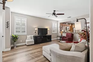 7809 Barnsley Way, Elk Grove, CA 95757 - Photo 10
