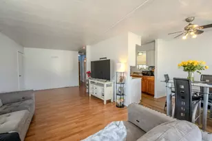 Tiki Ln, Sacramento, CA 95828 - Photo 8