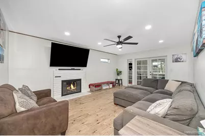 9406 Acapulco Way, Elk Grove, CA 95624 - Photo 10