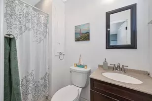 9406 Acapulco Way, Elk Grove, CA 95624 - Photo 16