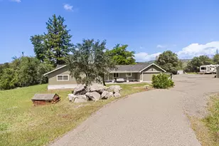 4360 Michael Ln, Auburn, CA 95602 - Photo 2