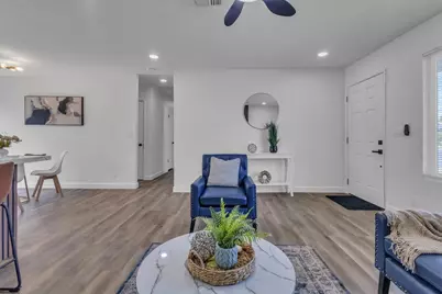 8437 Cherbourg Way, Stockton, CA 95210 - Photo 10