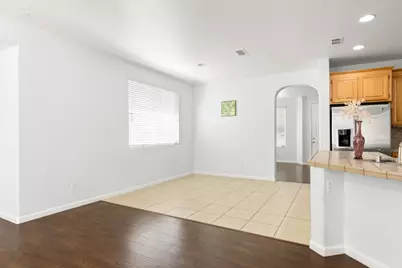 5000 Millner Way, Elk Grove, CA 95757 - Photo 8