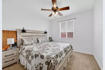 8556 Hawley Way, Elk Grove, CA 95624 - Photo 16
