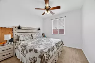 8556 Hawley Way, Elk Grove, CA 95624 - Photo 16