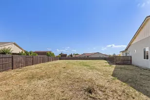 2021 Appaloosa Ranch Ct, Plumas Lake, CA 95961 - Photo 40