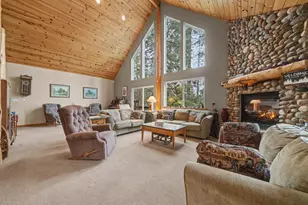 488 Mauna Kea Dr, Arnold, CA 05223 - Photo 2