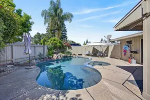 8756 Contemporary Ct, Elk Grove, CA 95624 - Photo 34