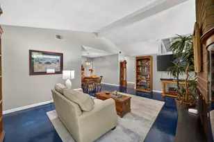 8756 Contemporary Ct, Elk Grove, CA 95624 - Photo 10