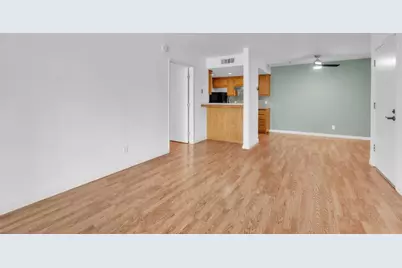 911 Fulton #417, Sacramento, CA 95825 - Photo 4