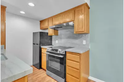 911 Fulton #417, Sacramento, CA 95825 - Photo 16