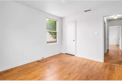 3910 Lasuen Drive, Sacramento, CA 95821 - Photo 10