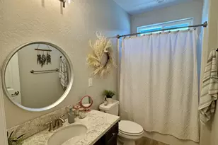 1140 Wasatch Dr, Madera, CA 93638 - Photo 4