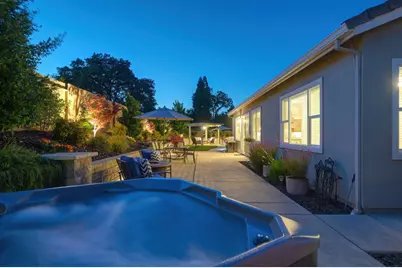 5715 Bolwarra Court, Fair Oaks, CA 95628 - Photo 10