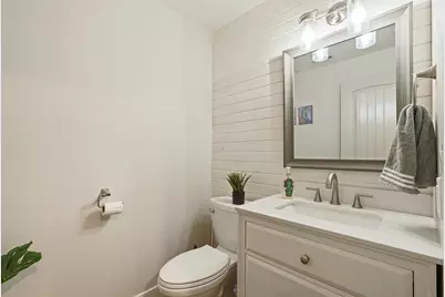 595 E Augusta Street, Woodbridge, CA 95258 - Photo 24
