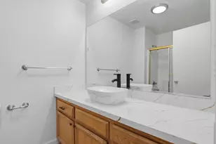 1061 Courtyard Dr, Yuba City, CA 95991 - Photo 24