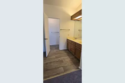 7405 Flowerwood, Sacramento, CA 95831 - Photo 24