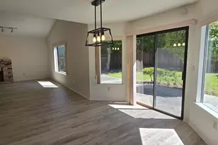 7405 Flowerwood, Sacramento, CA 95831 - Photo 14