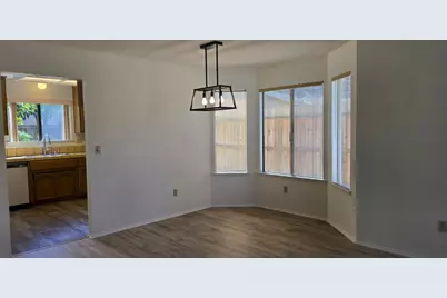 7405 Flowerwood, Sacramento, CA 95831 - Photo 8
