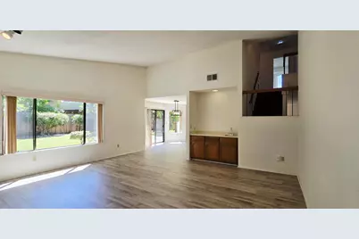 7405 Flowerwood, Sacramento, CA 95831 - Photo 16