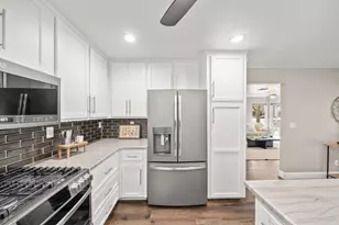 7343 Hamden Pl, Sacramento, CA 95842 - Photo 18