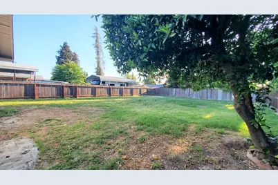 225 Church Street, Waterford, CA 95386 - Photo 26