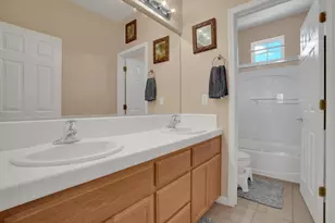 10653 Chatfield Ct, Stockton, CA 95209 - Photo 32