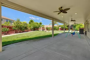 10653 Chatfield Ct, Stockton, CA 95209 - Photo 34