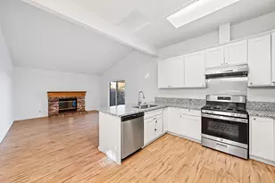 5060 Summerbrook Way, Sacramento, CA 95823 - Photo 10