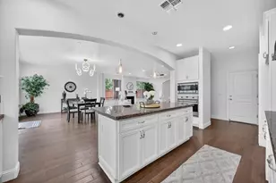 7 Triumph Ct, Sacramento, CA 95831 - Photo 30