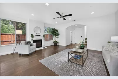 7 Triumph Court, Sacramento, CA 95831 - Photo 26