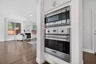 7 Triumph Ct, Sacramento, CA 95831 - Photo 32