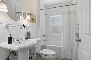 836 52nd St, Sacramento, CA 95819 - Photo 12