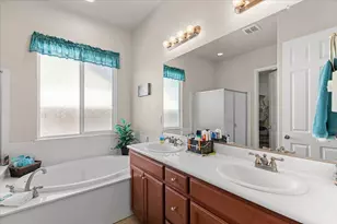 805 Freedom Point Way, Manteca, CA 95336 - Photo 42