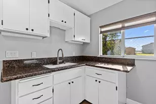8335 Bailey Rd, Yuba City, CA 95993 - Photo 12