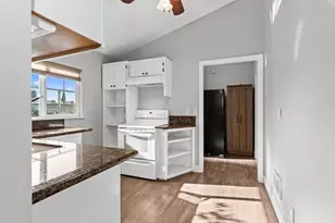 8335 Bailey Rd, Yuba City, CA 95993 - Photo 10