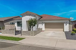 2352 Mustang Dr, Oakdale, CA 95361 - Photo 2