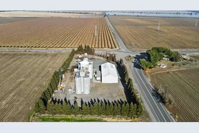 10050 State Highway 113, Woodland, CA 95776 - Photo 18