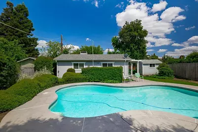 4321 69th Street, Sacramento, CA 95820 - Photo 32