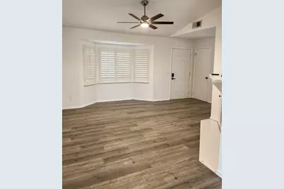 4889 Hinchman Way, Sacramento, CA 95823 - Photo 4