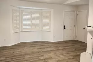 4889 Hinchman Way, Sacramento, CA 95823 - Photo 4