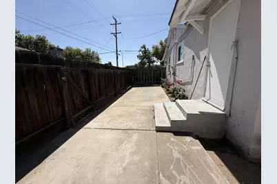 713 W 4th Street, Madera, CA 93637 - Photo 22