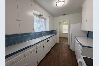 713 W 4th Street, Madera, CA 93637 - Photo 16