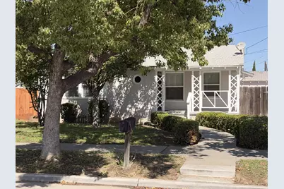 713 W 4th Street, Madera, CA 93637 - Photo 2