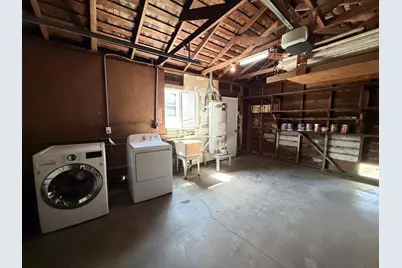713 W 4th Street, Madera, CA 93637 - Photo 28