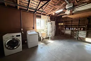 713 W 4th St, Madera, CA 93637 - Photo 28