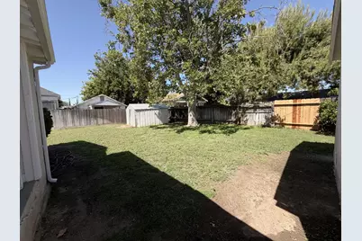 713 W 4th Street, Madera, CA 93637 - Photo 24